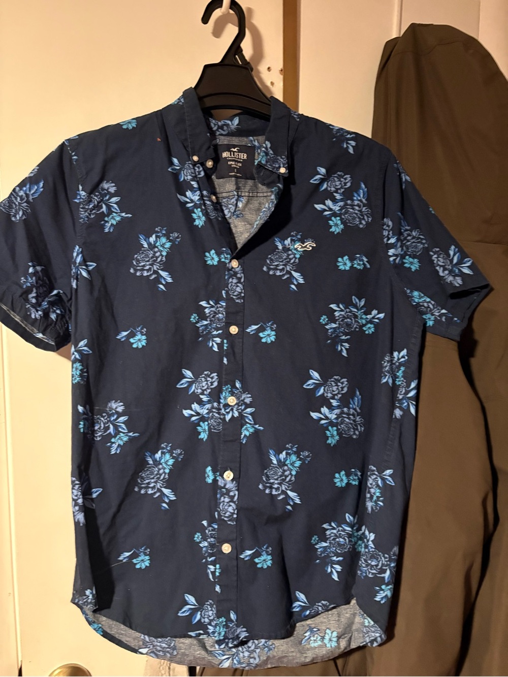 Hollister Navy Floral Short-Sleeve Button-Down Shirt